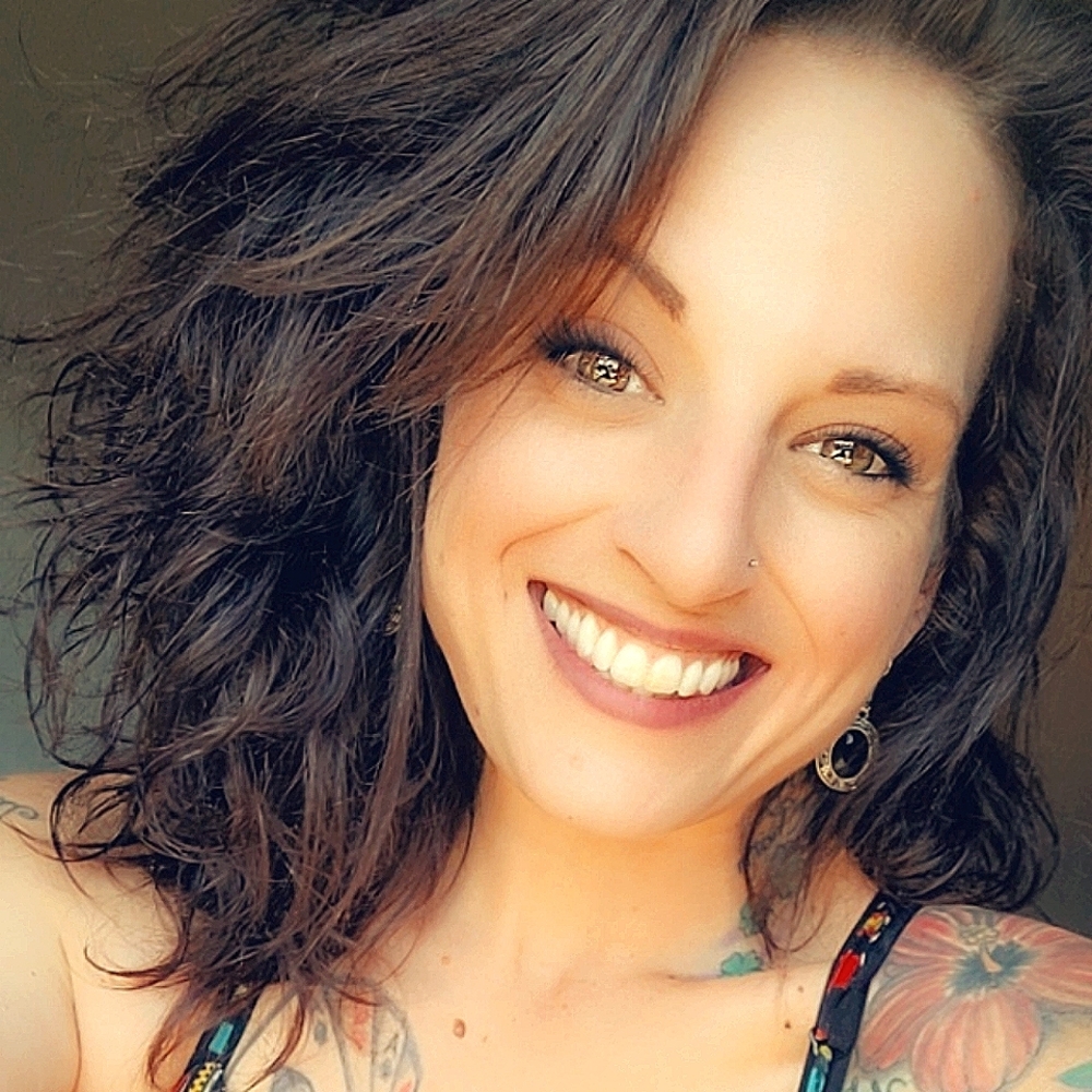 Meet your Posher, Alisha
